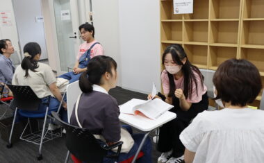 学生による個別相談：入試についての相談も多かったようです